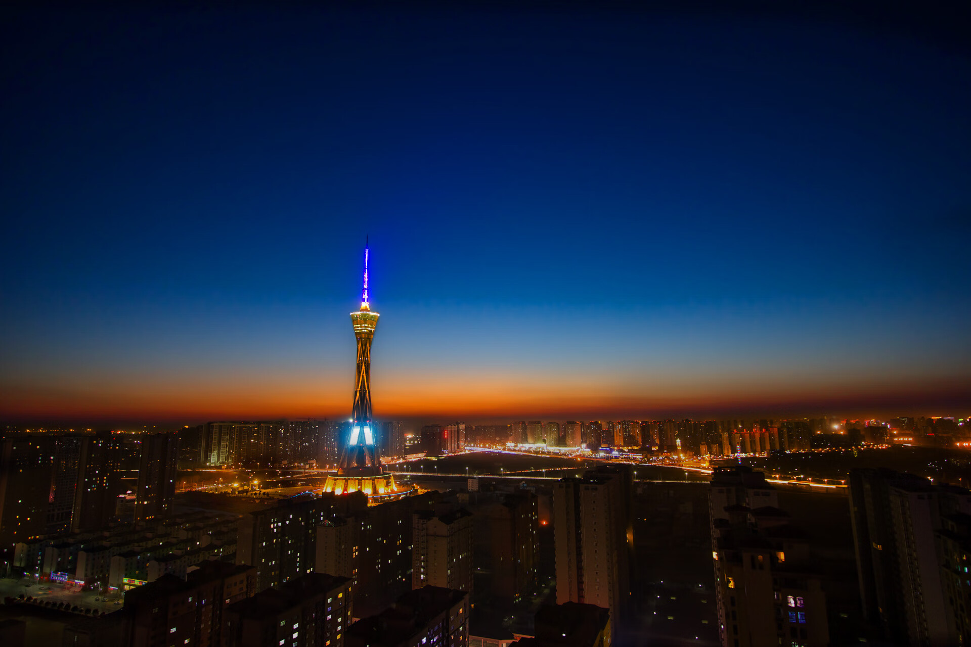 九游游戏中心-体育产业与数字经济融合发展政策实施评估，体育产业融合的效应与方式有哪些