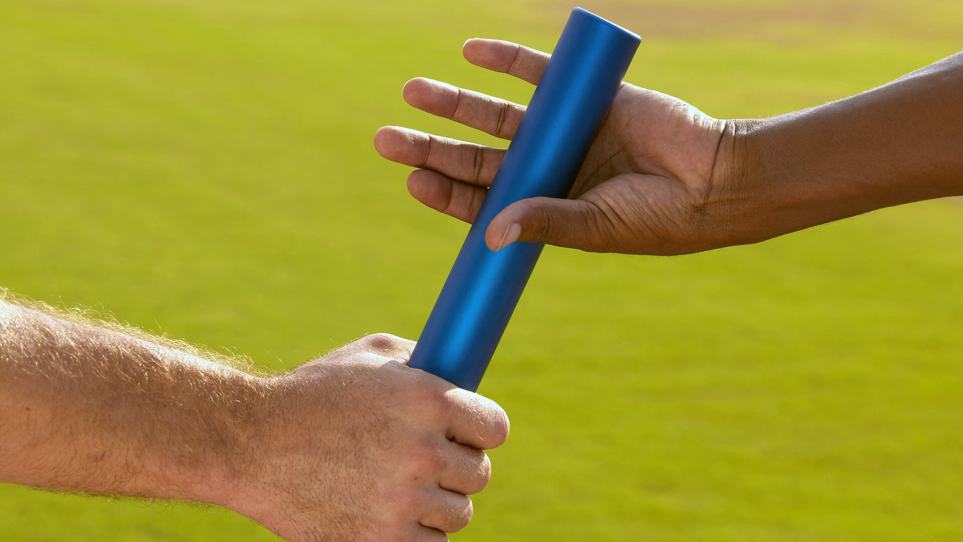 《【新玩法】电竞+音乐、电竞+电影跨界合作日益频繁》，电竞新游