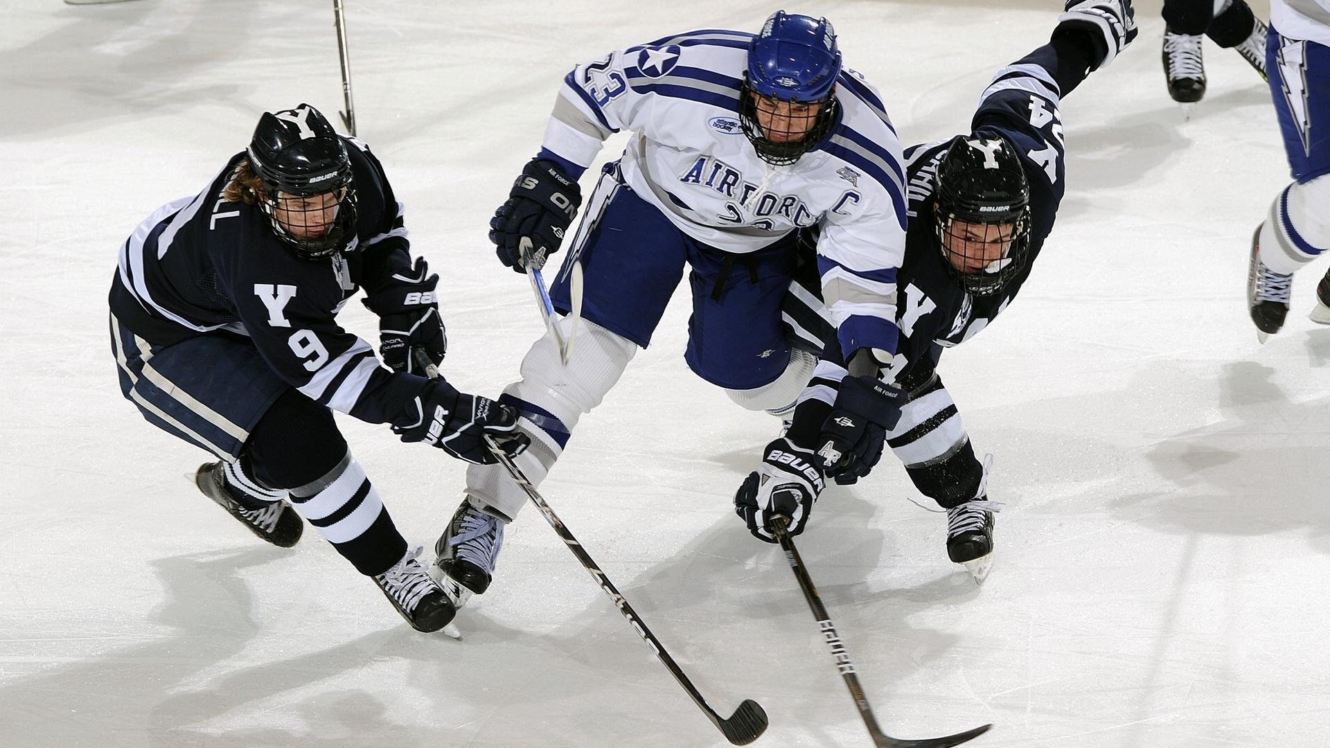 关键时刻:王强最后三分稳住局势,锁定胜利!,王强1968